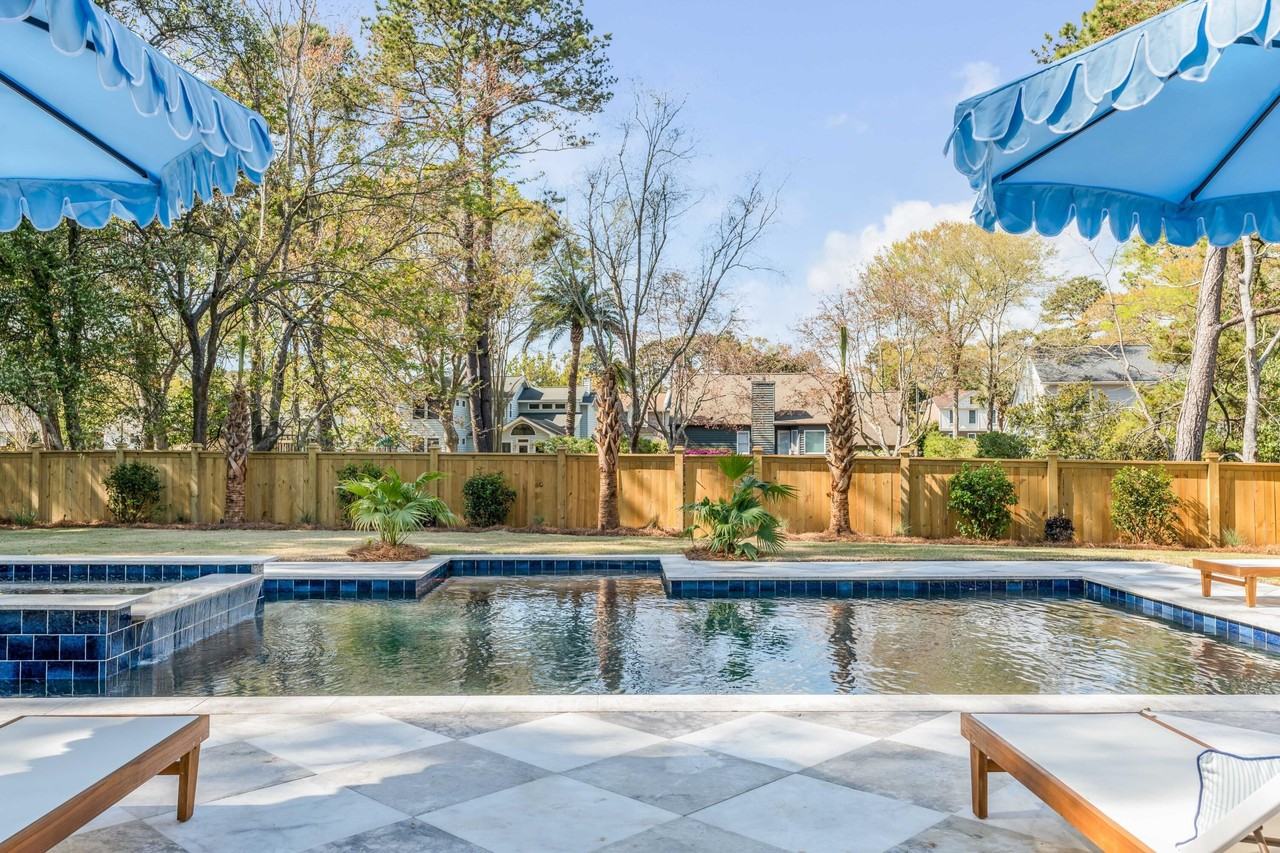 690 Pelzer Dr - Photo 7 of 50