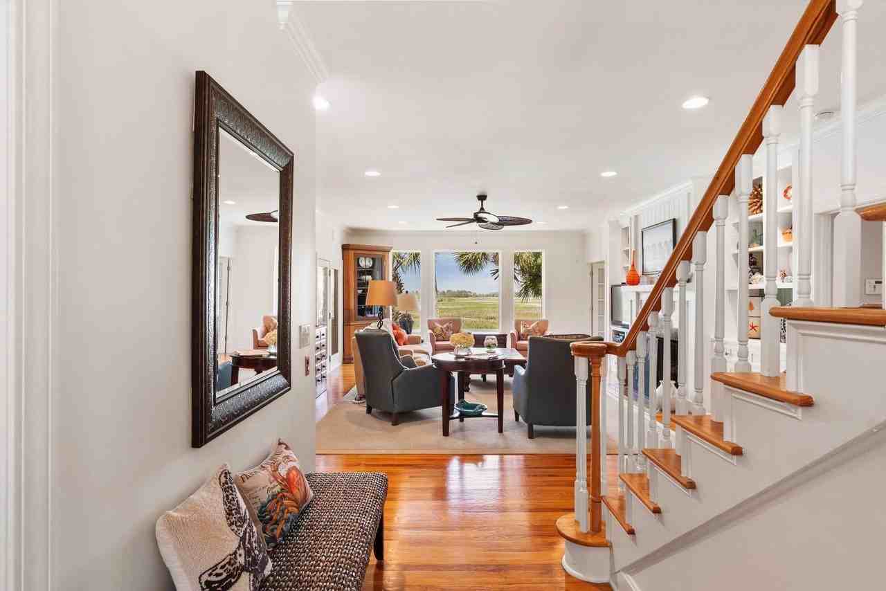 16 Fairway Village Ln - Photo 5 of 21