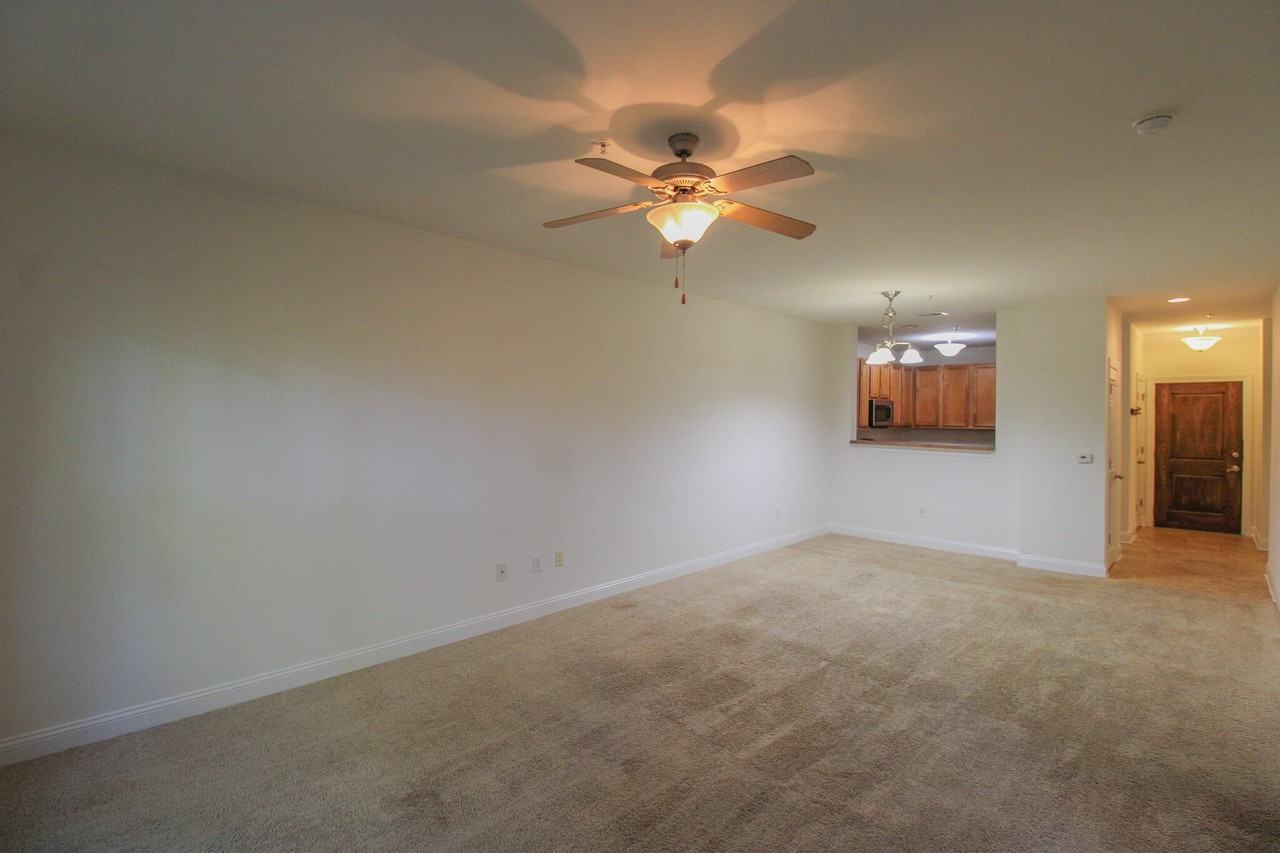 2244 Ashley Crossing Dr Unit 523 #523 - Photo 6 of 21