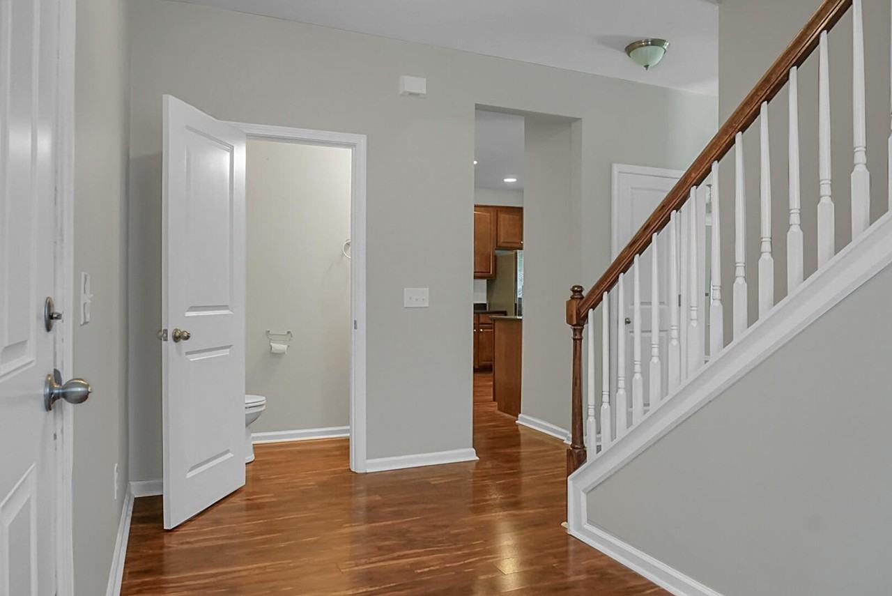 279 Oglethorpe Cir - Photo 7 of 41