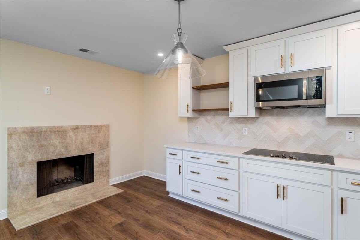 630 Bay Tree Ct - Photo 3 of 50