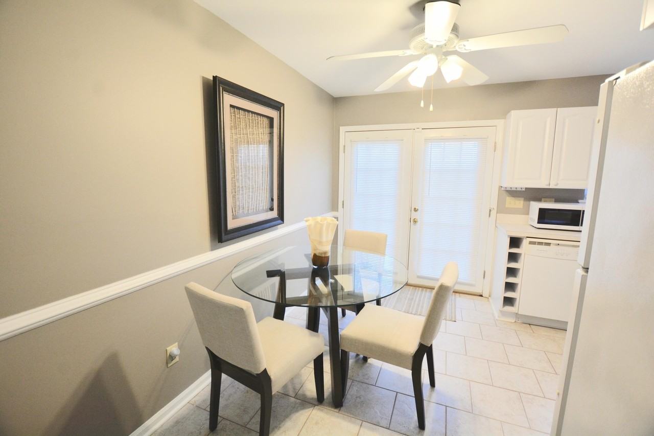 1423 Ashley River Rd Apt 2c #2C - Photo 6 of 16