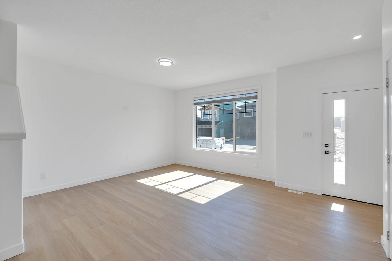 4 Renwyck Pl #1 - Photo 4 of 20