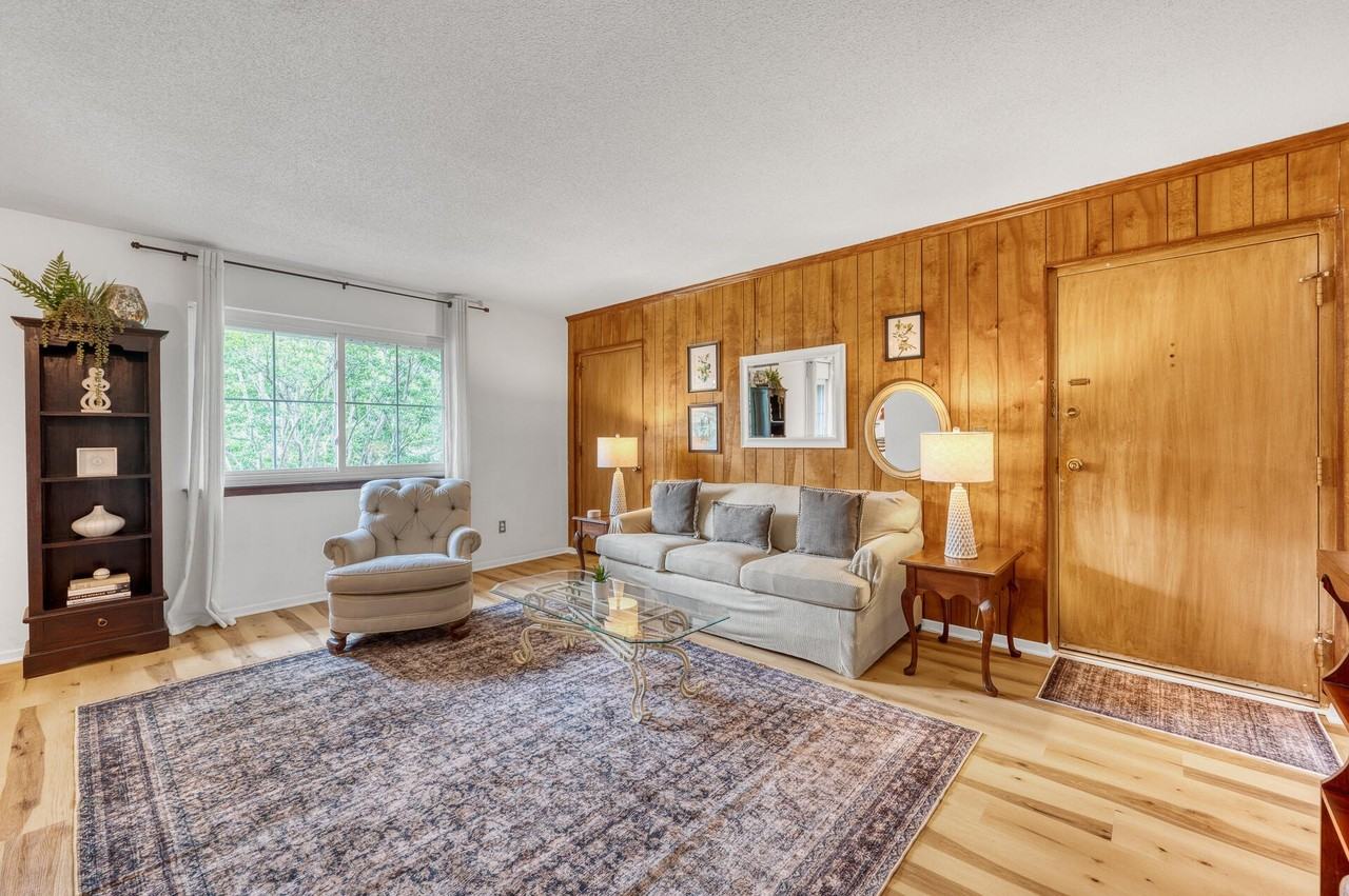 753 Ashdale Dr Apt 3a #3A - Photo 2 of 24