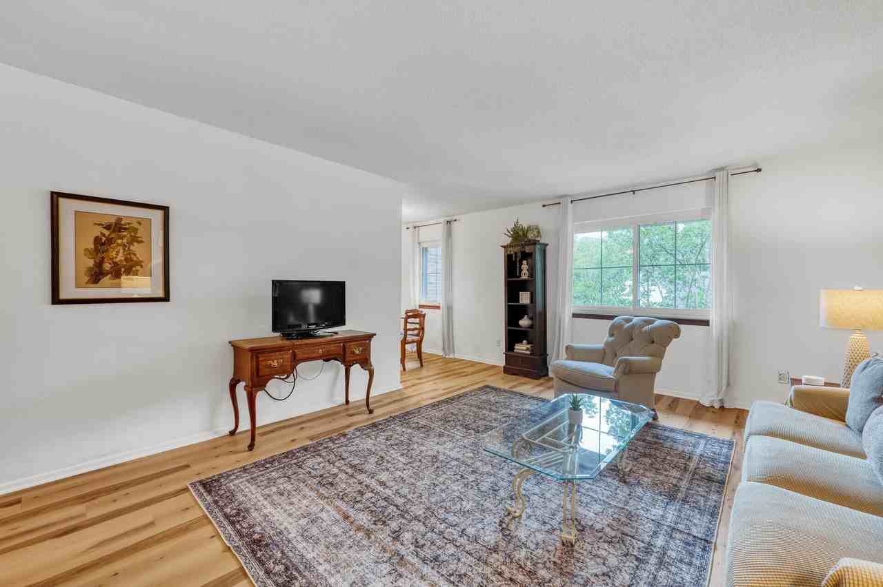 753 Ashdale Dr Apt 3a #3A - Photo 4 of 24