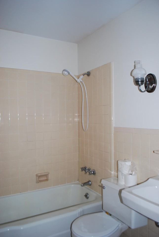 102 Magnolia St - Photo 5 of 11