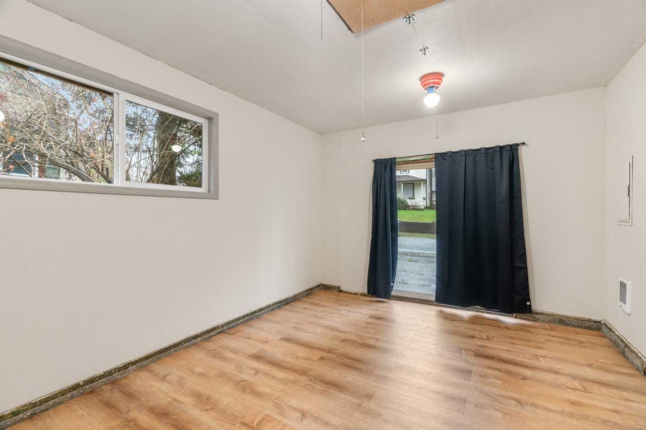 744 W Marcy Ave #1 - Photo 6 of 25