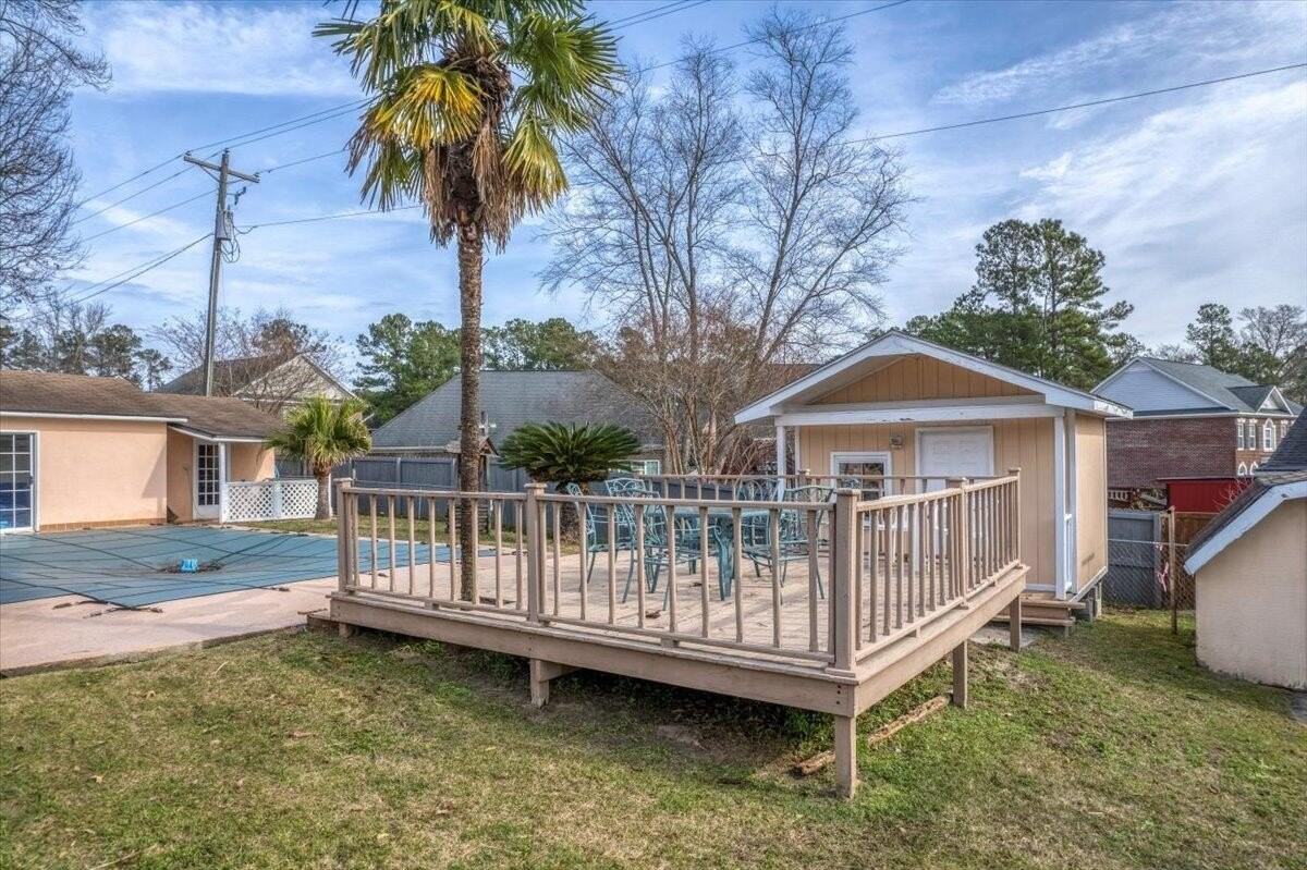 109 Swan Dr - Photo 6 of 35