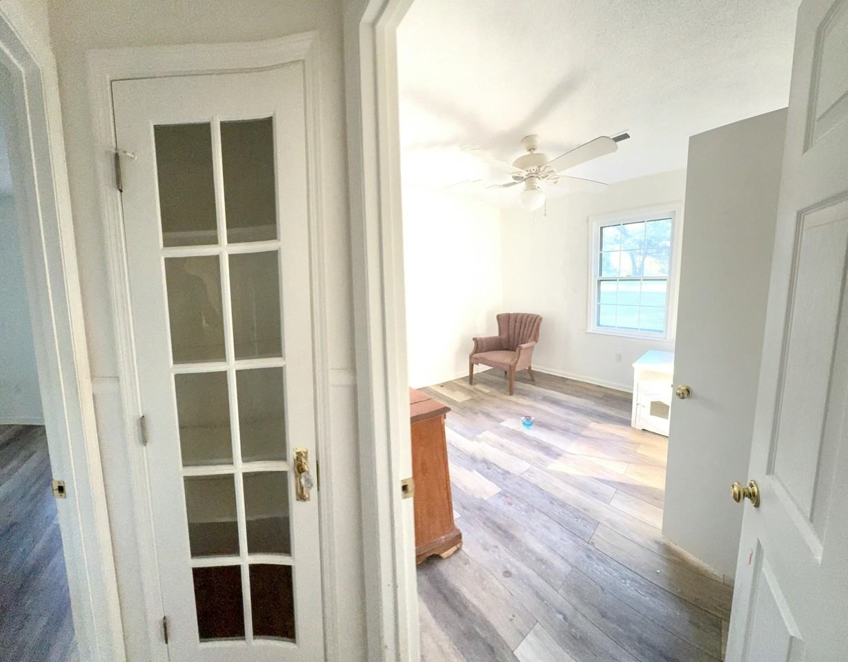 135 Clyde Cir - Photo 6 of 14