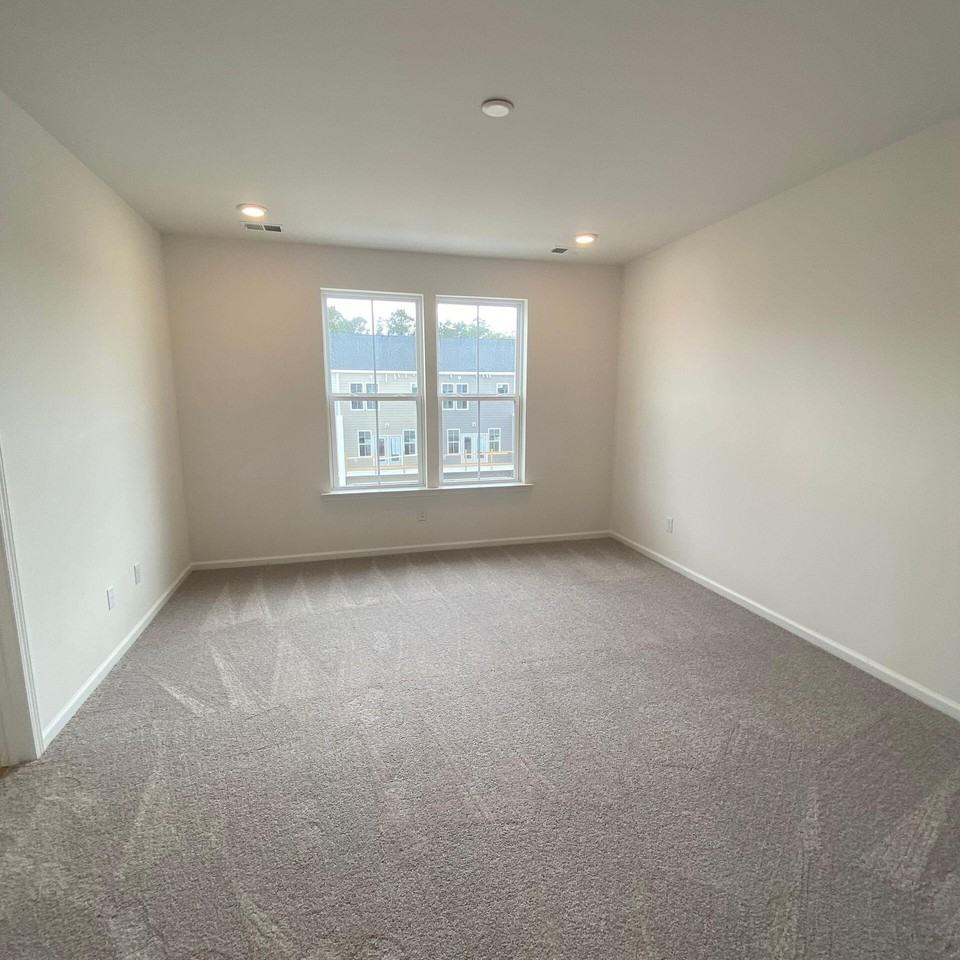 344 Herty Park Dr - Photo 7 of 15