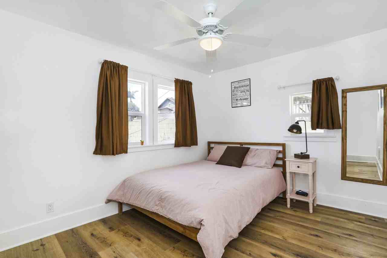 3220 East 6th Street - 6 - Pink #6PINKROOM - Photo 7 of 21