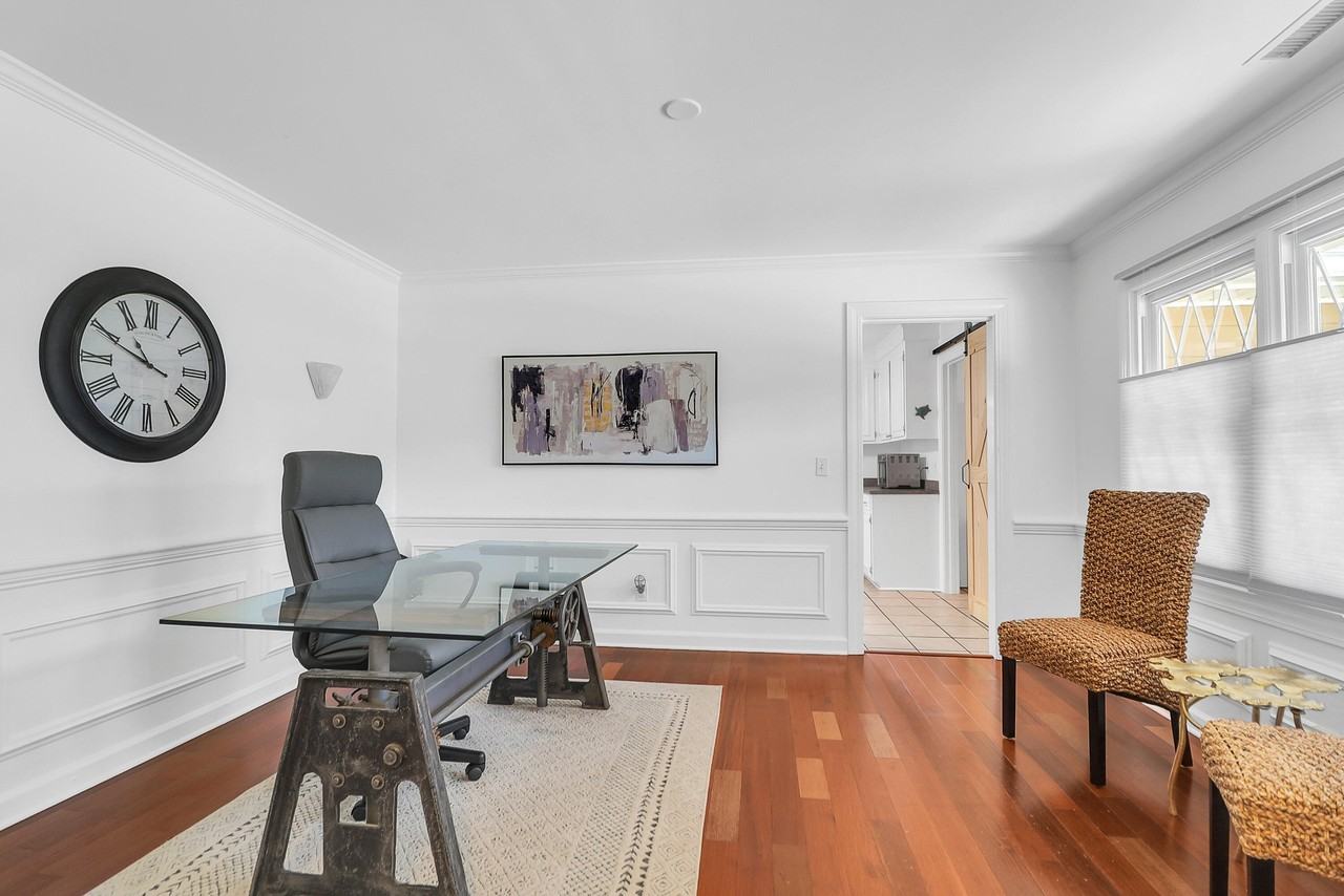 938 Regatta Rd - Photo 3 of 26