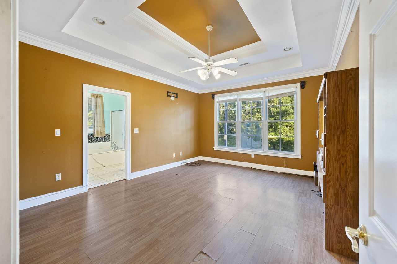 113 Twisted Oak Trl - Photo 4 of 38