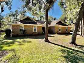 675 Ayers Dr - Photo 1 of 1