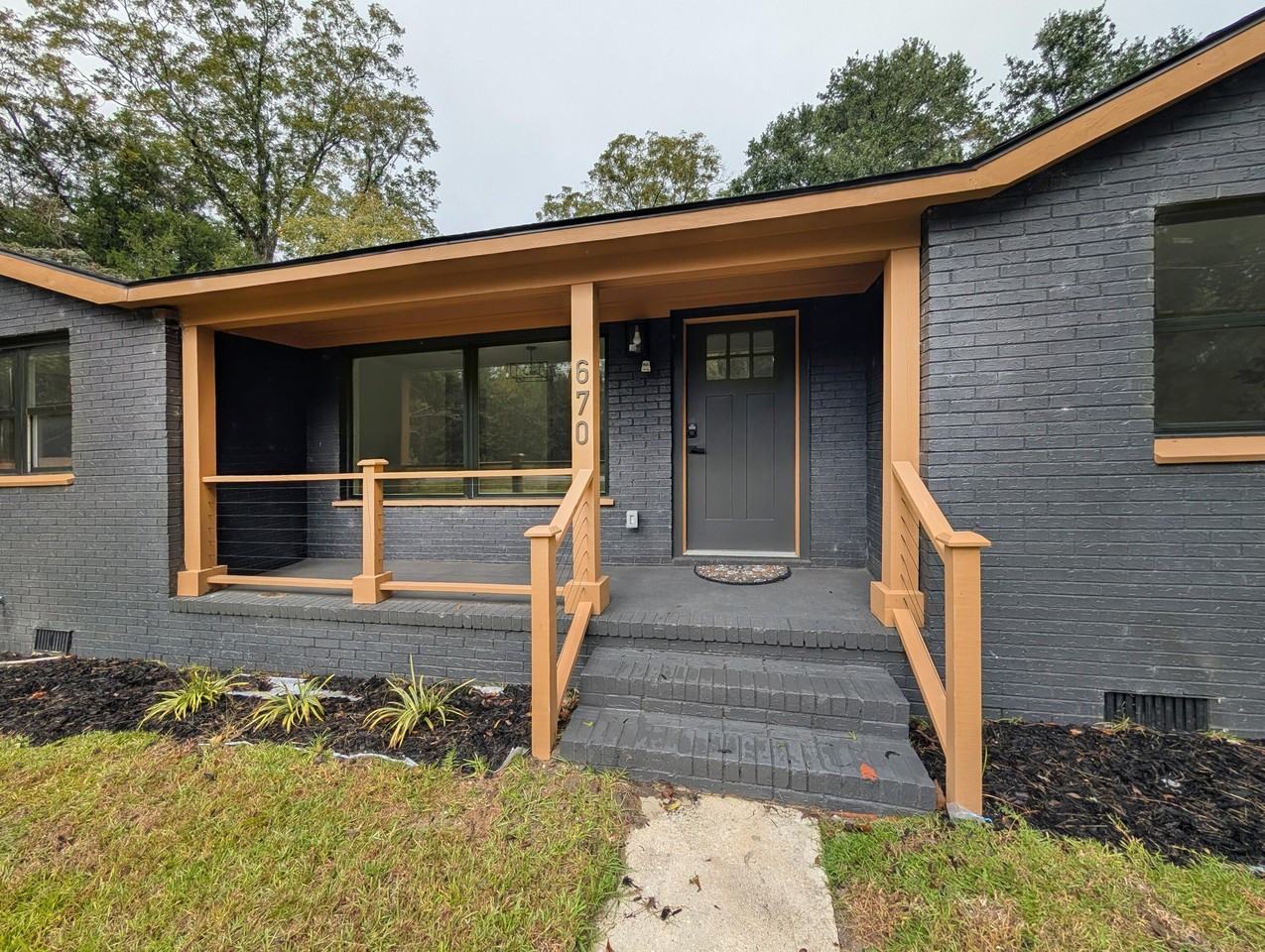 670 Dupre Rd - Photo 2 of 19