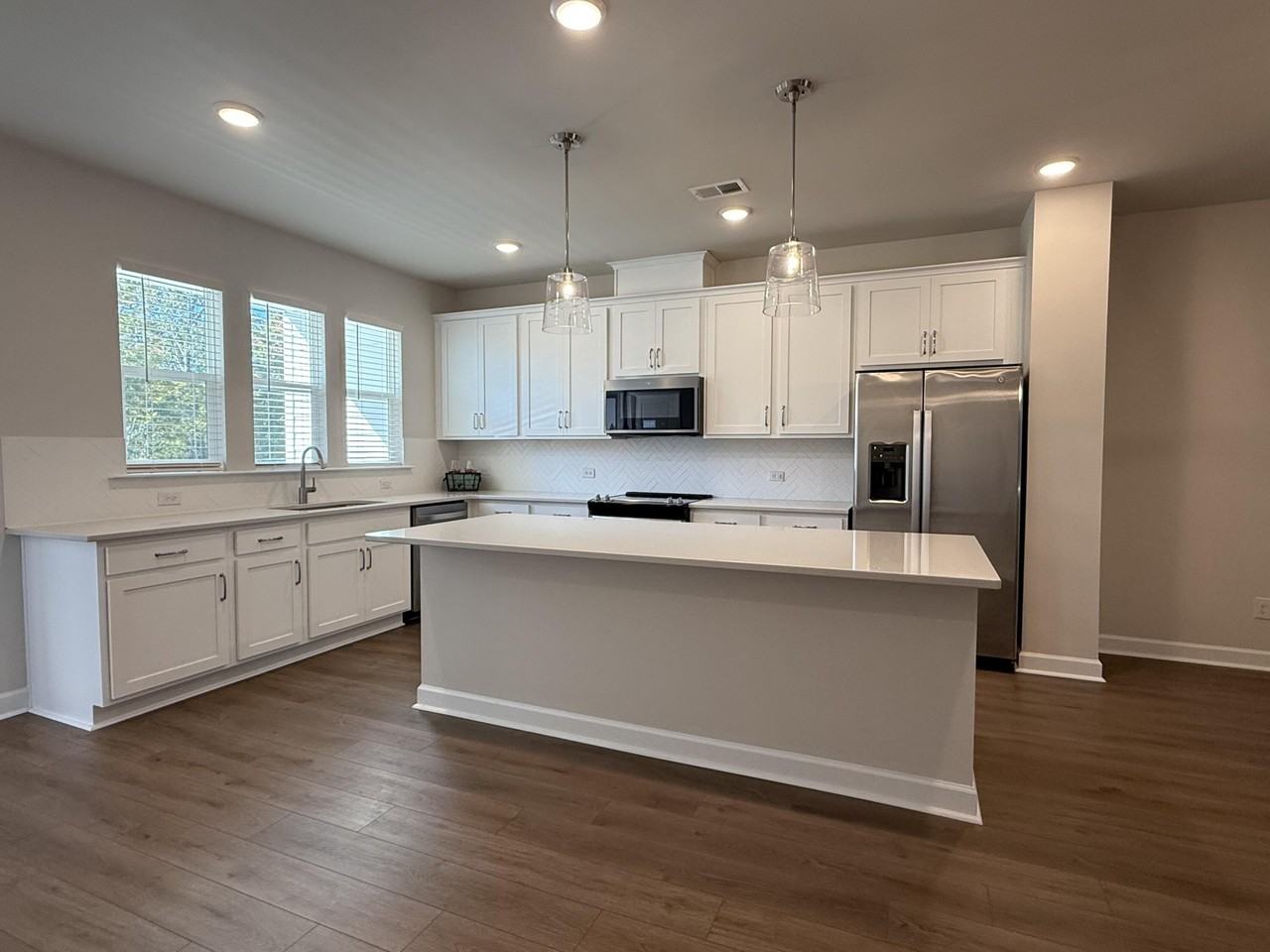 9423 Sun Fountain Dr - Photo 4 of 27