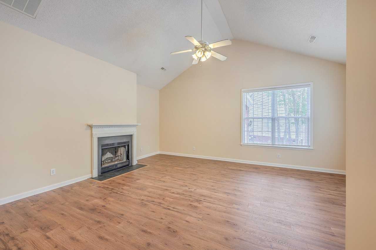 195 Fox Squirrel Run - Photo 4 of 20