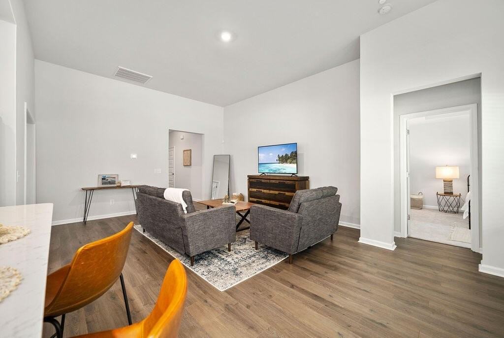 122 Belfort Pl - Photo 7 of 42