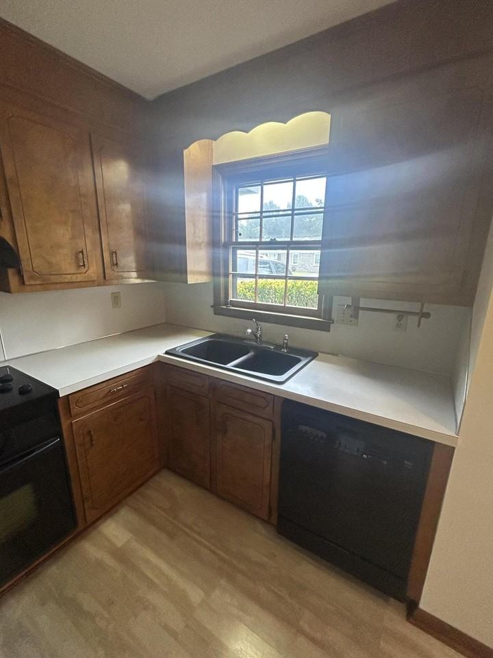 7744 Rosin Dr - Photo 5 of 33