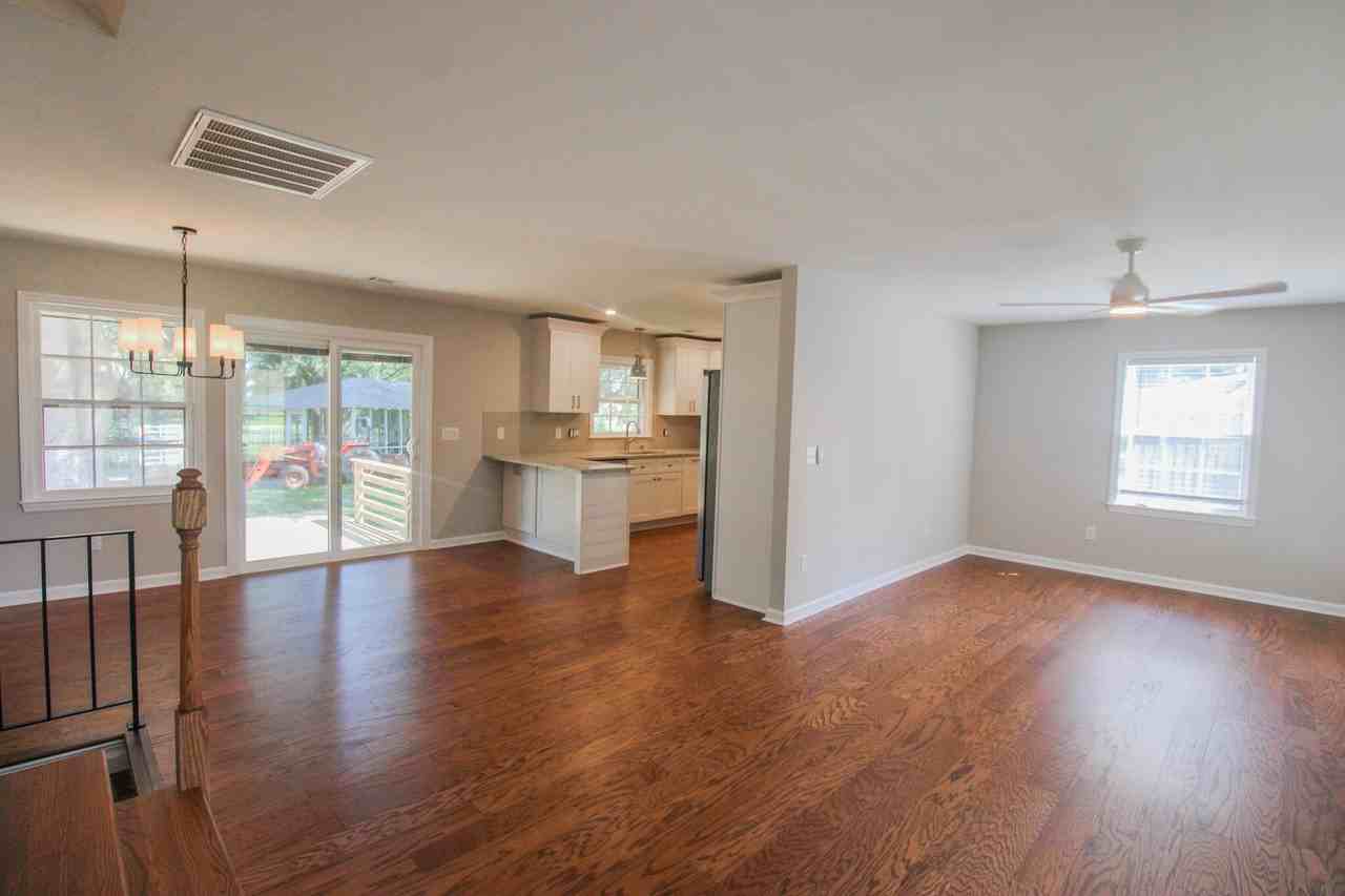 2345 Wofford Rd - Photo 3 of 27