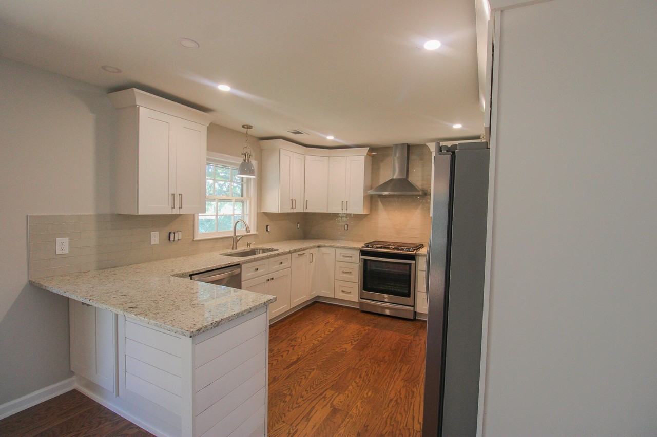 2345 Wofford Rd - Photo 5 of 27