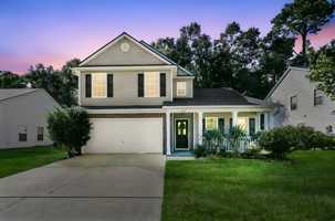 featured image of 5204 Carlisle Ct