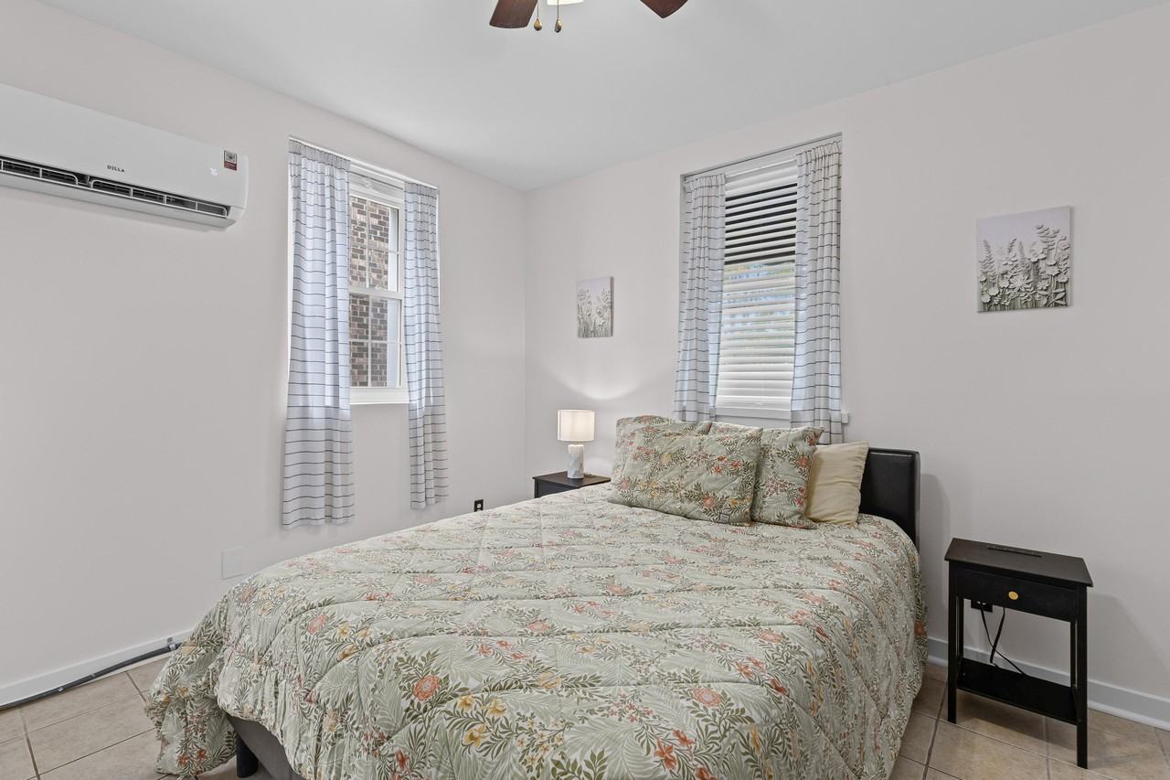 24 Bee St Apt F #F - Photo 6 of 15