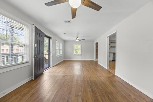 1903 Grayson St - Photo 3 of 16