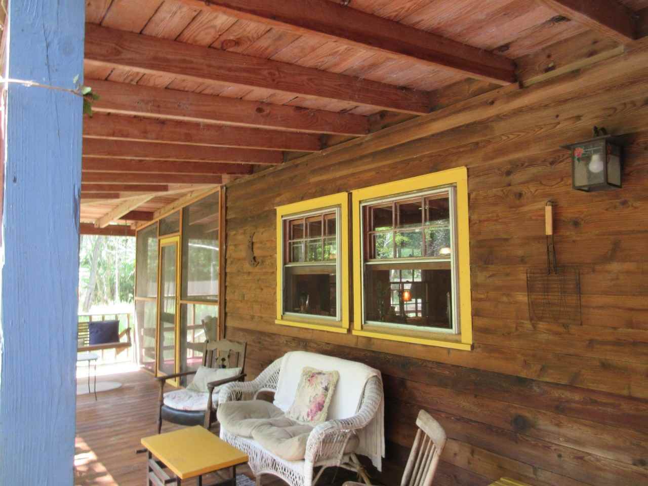 10043 N Carolina Rd - Photo 4 of 18