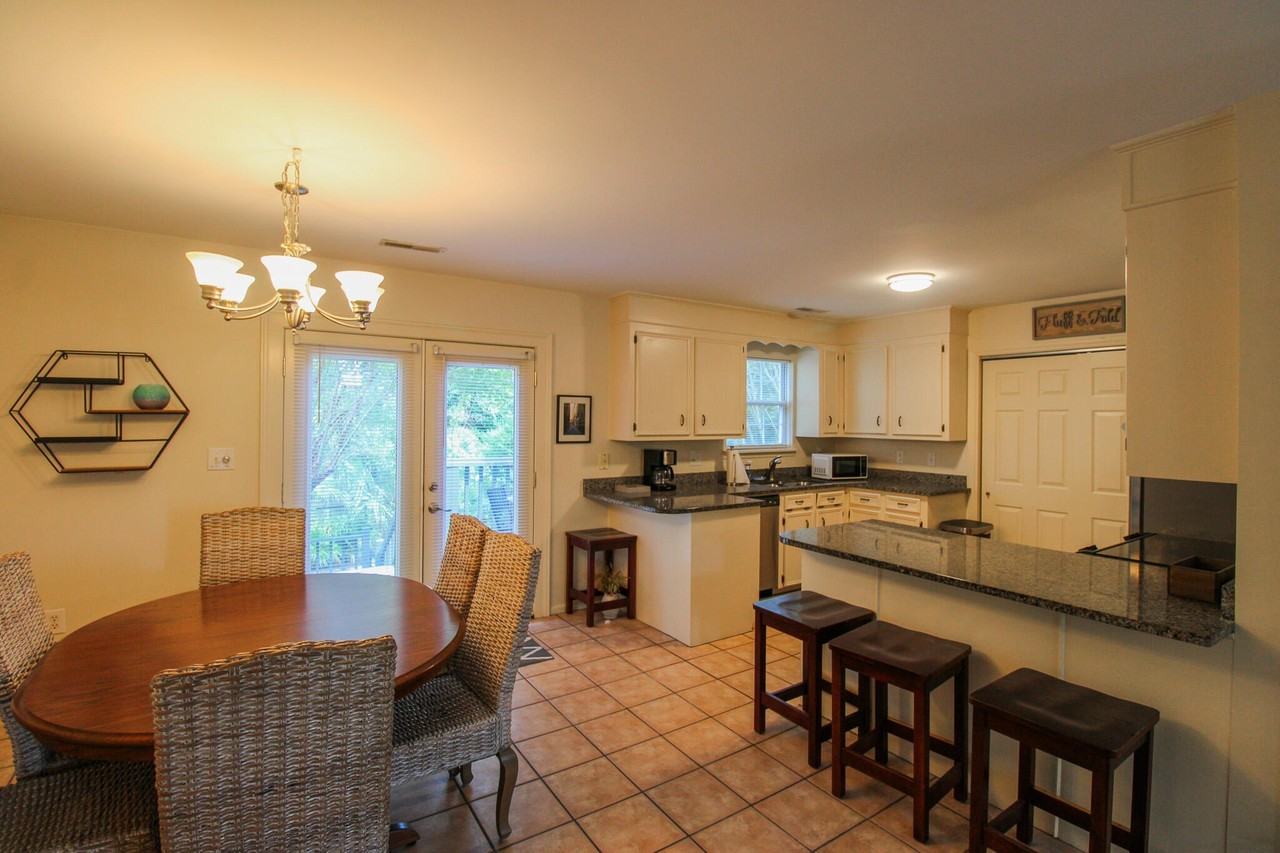 796 Harbor Place Dr - Photo 7 of 19