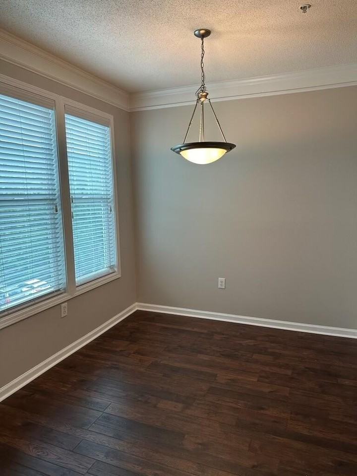 1831 Chatelain Way - Photo 2 of 7