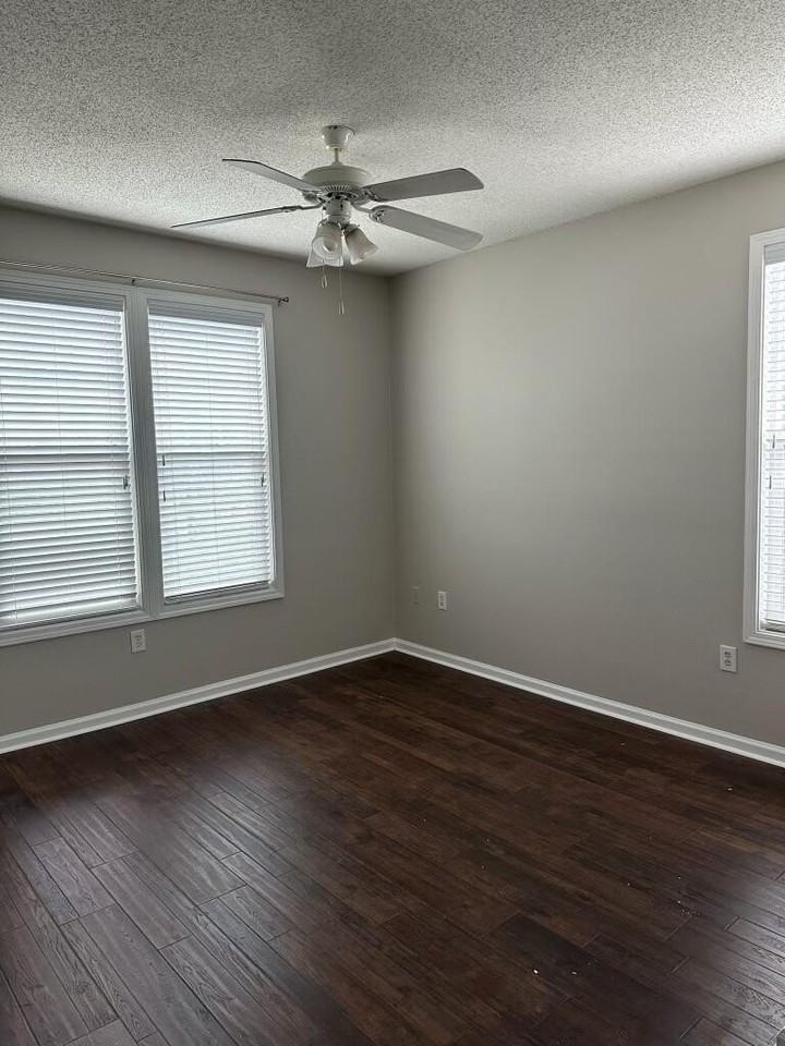 1831 Chatelain Way - Photo 4 of 7