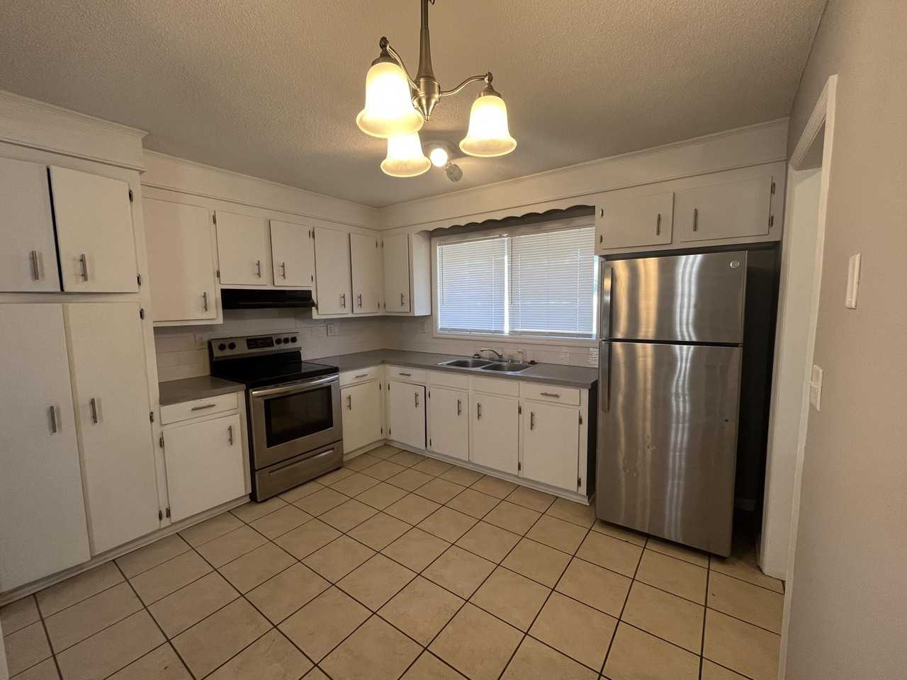 4533 Outwood Dr - Photo 2 of 10