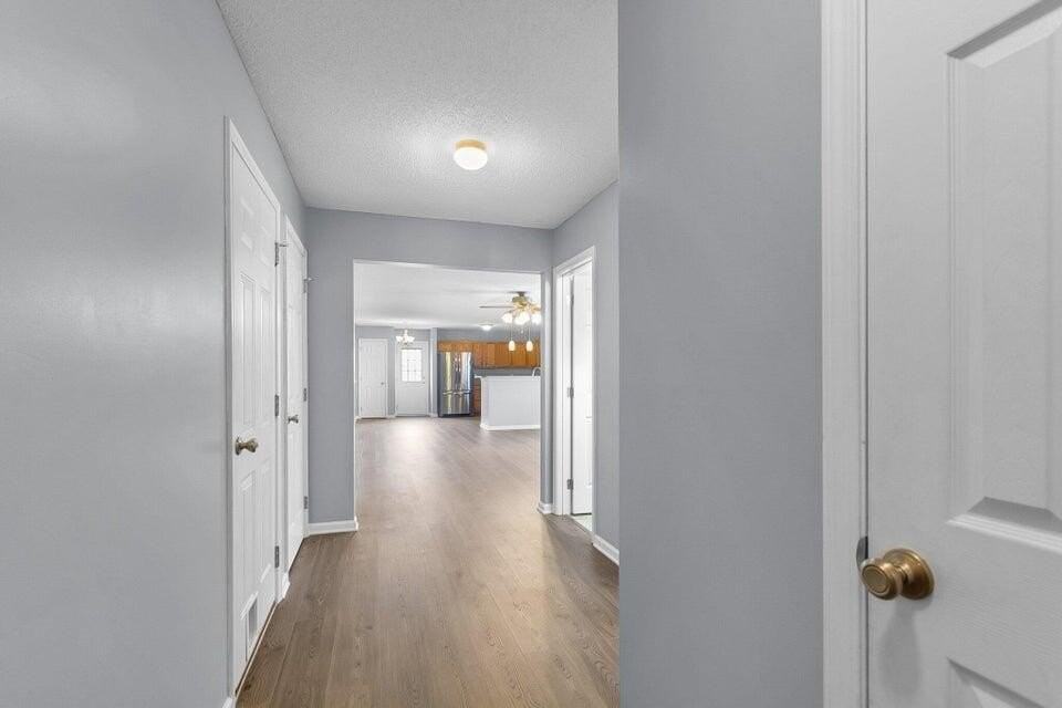 107 Thistle Rd - Photo 5 of 9