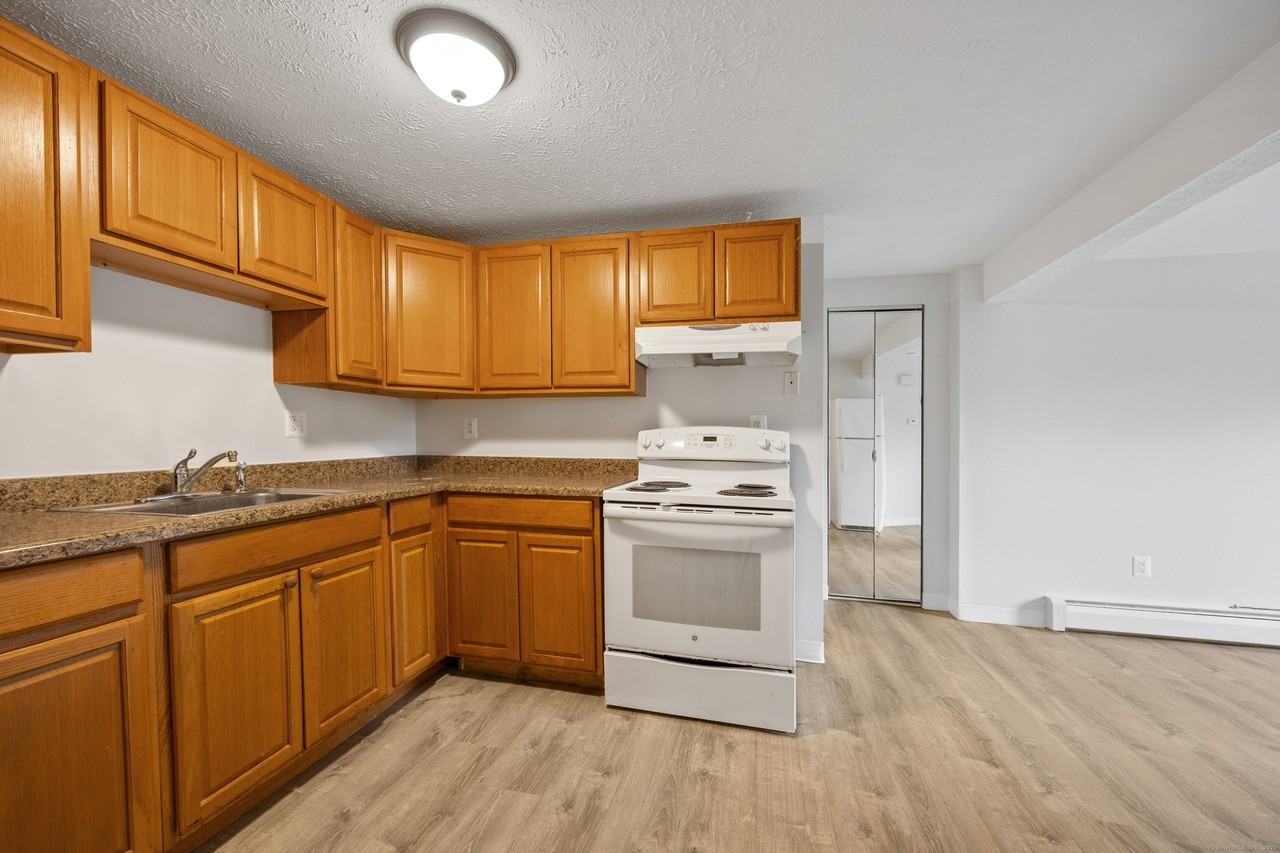 9 Guiel Pl #1 - Photo 4 of 15