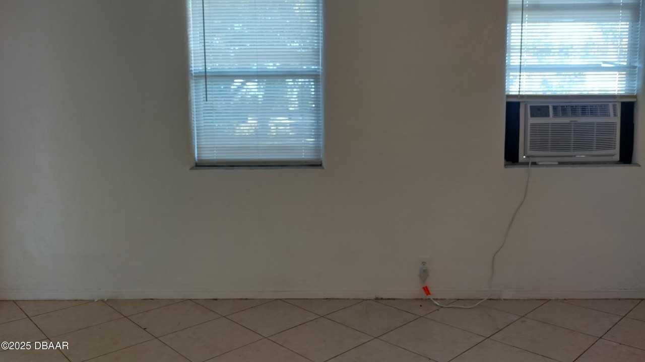 5018 S Ridgewood Ave Apt 2 #2 - Photo 5 of 6