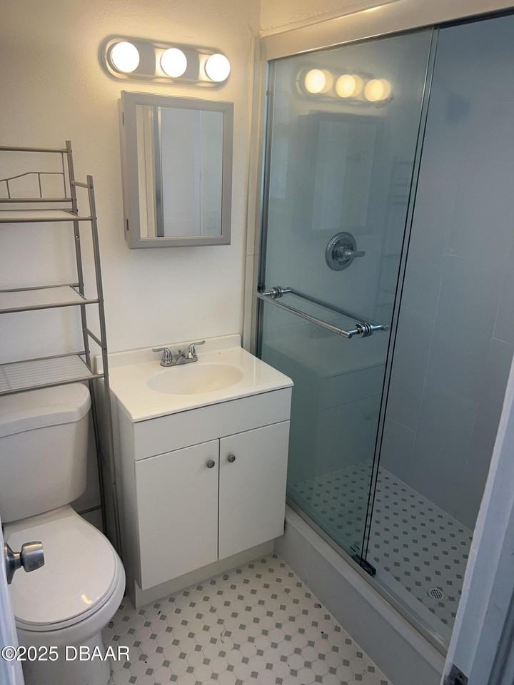 5018 S Ridgewood Ave Apt 2 #2 - Photo 6 of 6