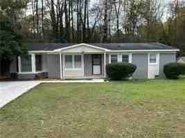 featured image of 2524 Penny Dr