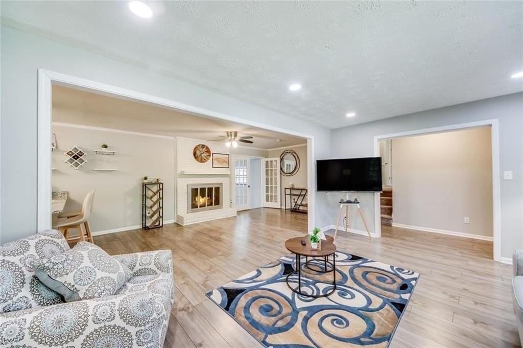 6903 Doncaster Rd - Photo 4 of 21