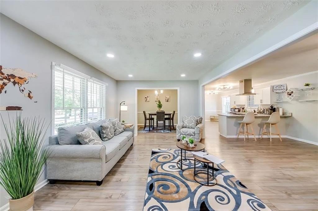 6903 Doncaster Rd - Photo 5 of 21