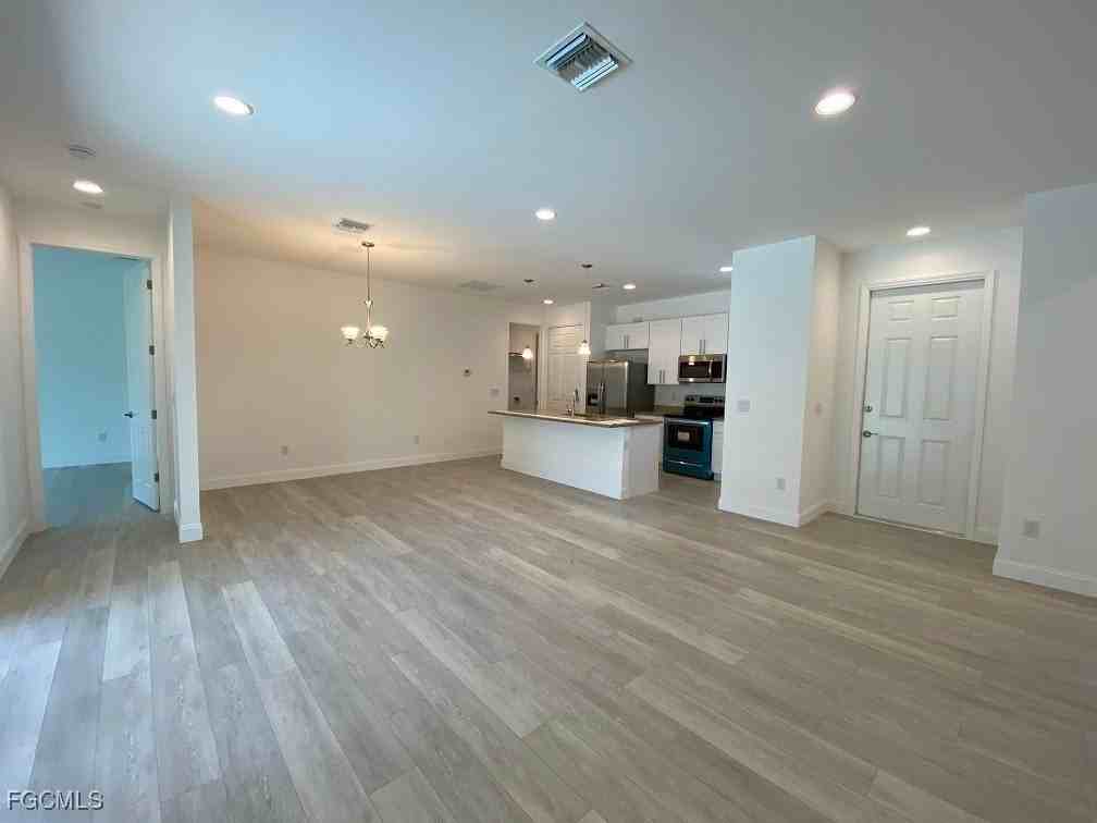 3423 Sw 6th Pl - Photo 2 of 24