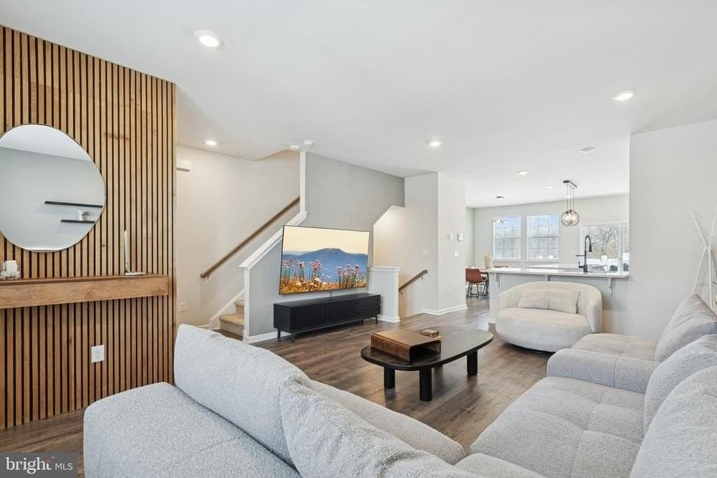 12 Palermo Ln - Photo 7 of 25