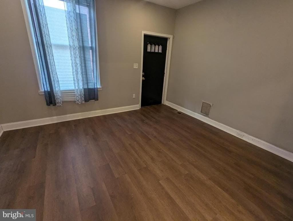 2747 N Judson St - Photo 5 of 18