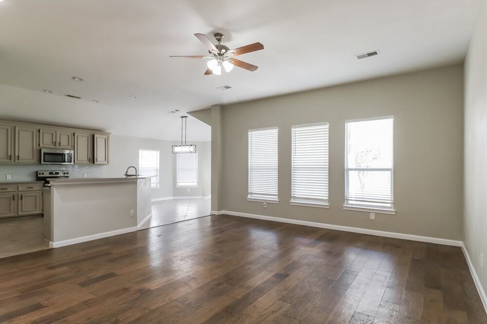 15830 Mossy Shores Ct - Photo 4 of 16