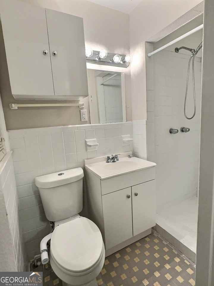 2311 Cherry Blossom Dr Sw - Photo 3 of 7