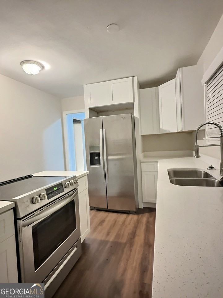 2311 Cherry Blossom Dr Sw - Photo 5 of 7