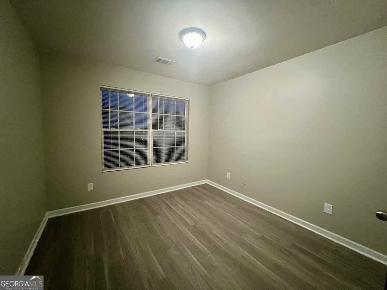 1005 Mill Creek Way Apt B #B - Photo 7 of 11