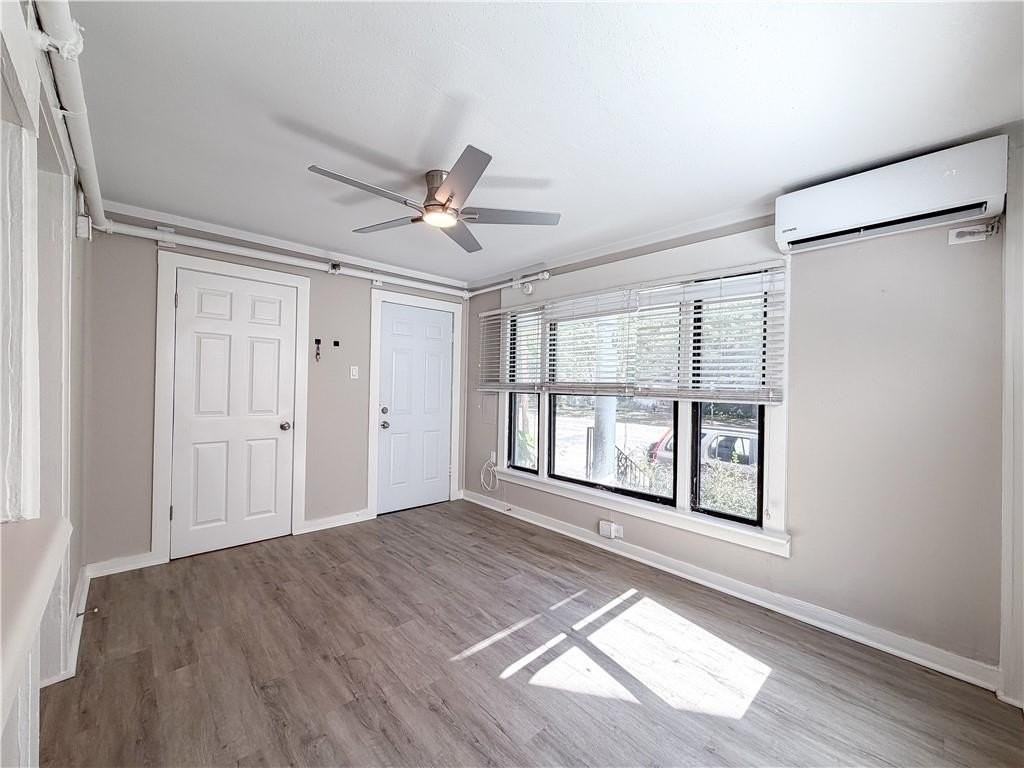 304 Michigan Ave #1 - Photo 4 of 8