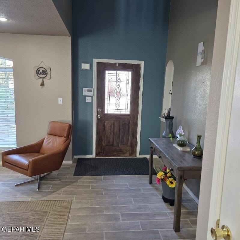 12248 Holy Springs Ct - Photo 2 of 15