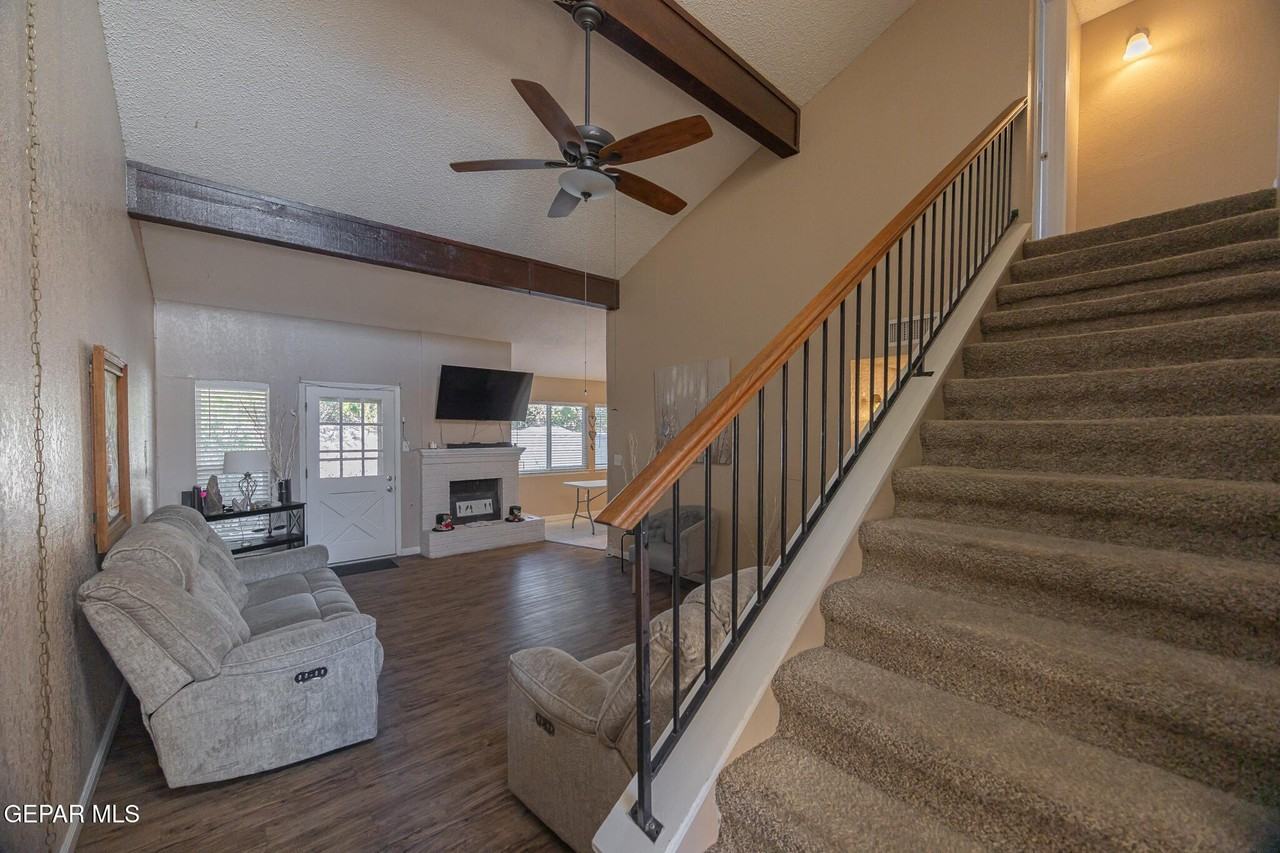 2009 Bobby Jones Dr Apt B #B - Photo 2 of 20